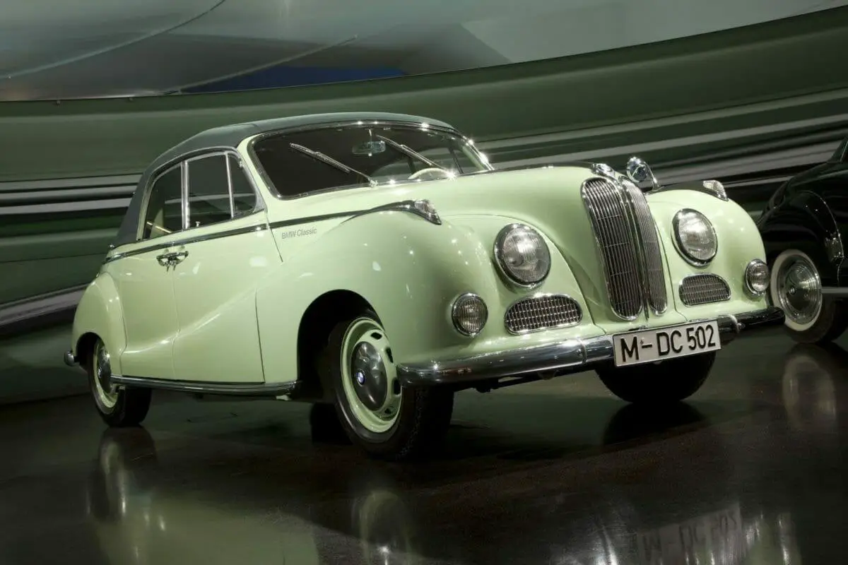 BMW 502 Convertible-Foto de BMW