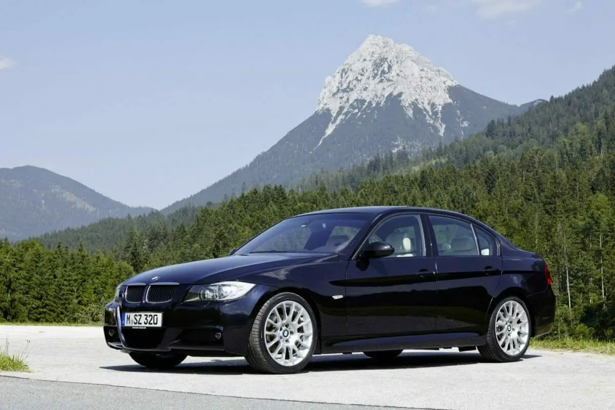 BMW Serie 3 E90 - Foto de BMW