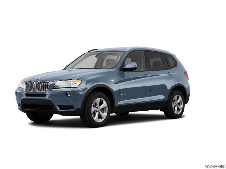 BMW X2011 3 azul claro con fondo blanco