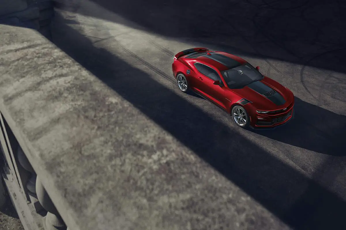 Camaro SS y LT2021 1 - Foto de Chevrolet