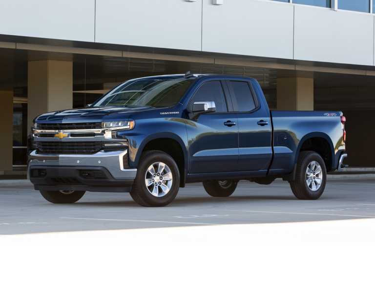 Chevrolet Silverado 2019 azul 1500 desde el lado del conductor delantero