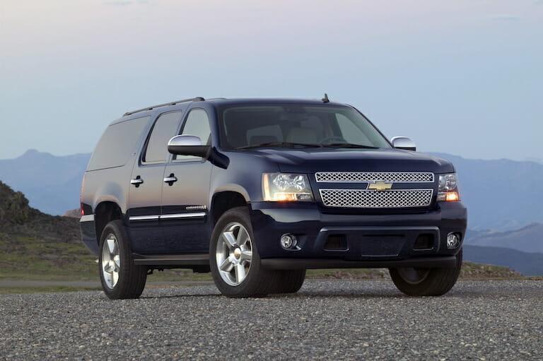 Chevrolet Suburban 2009 - Foto por Chevrolet