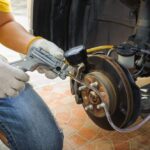 Cómo hacer un lavado y purga completa de los frenos