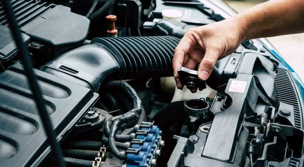 Cómo lavar rápidamente el sistema de enfriamiento de su automóvil