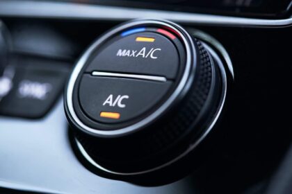 Cómo mantener el aire acondicionado de su automóvil de forma gratuita