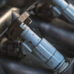 Cómo reemplazar los inyectores de combustible en su automóvil
