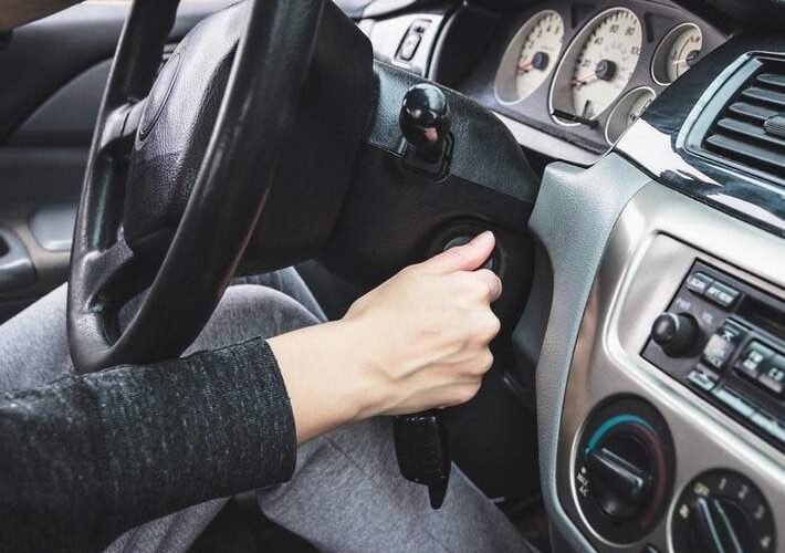 Cómo arreglar un COCHE GRATIS que arranca pero no arranca