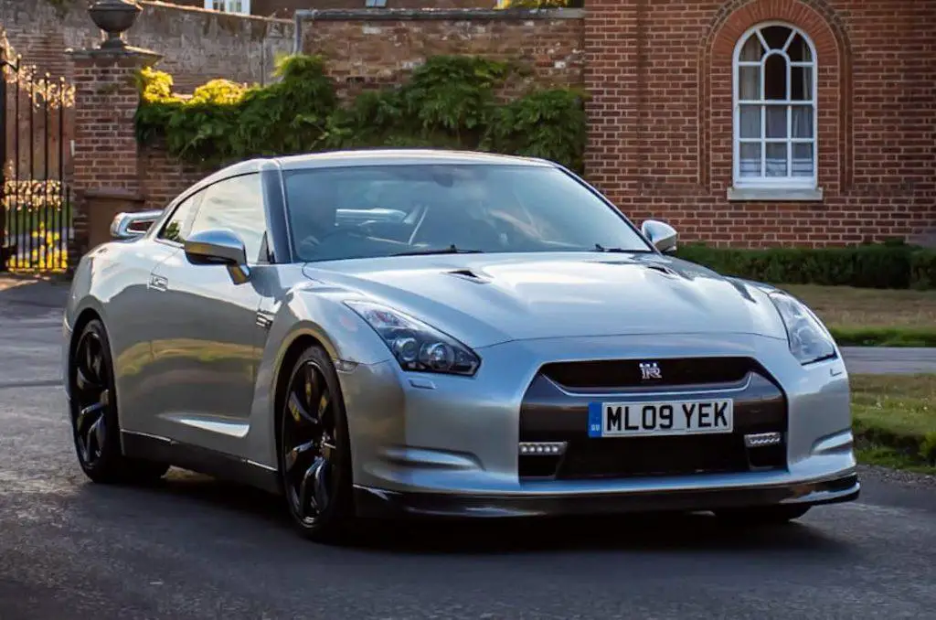 2009, Nissan GT-R - $ 55,000