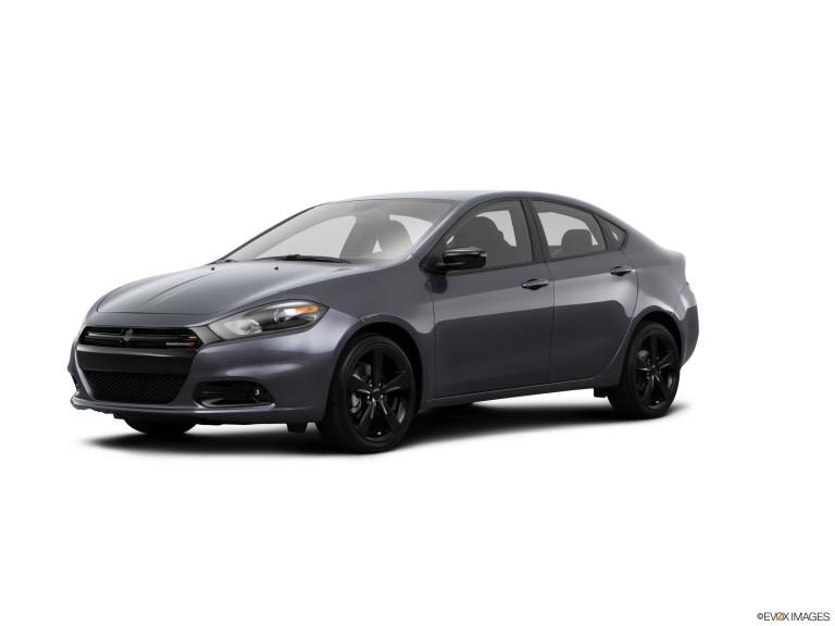 Dodge Dart 2016 morado con backgronud blanco