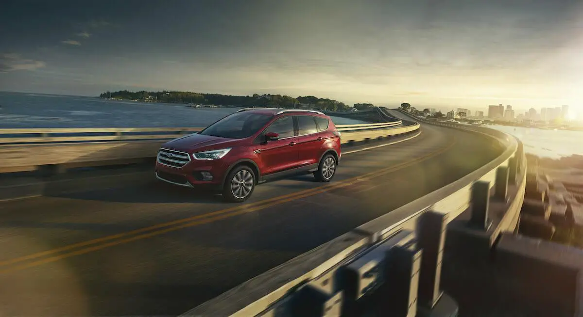 Ford Escape Titanium 2017 - Foto por Ford