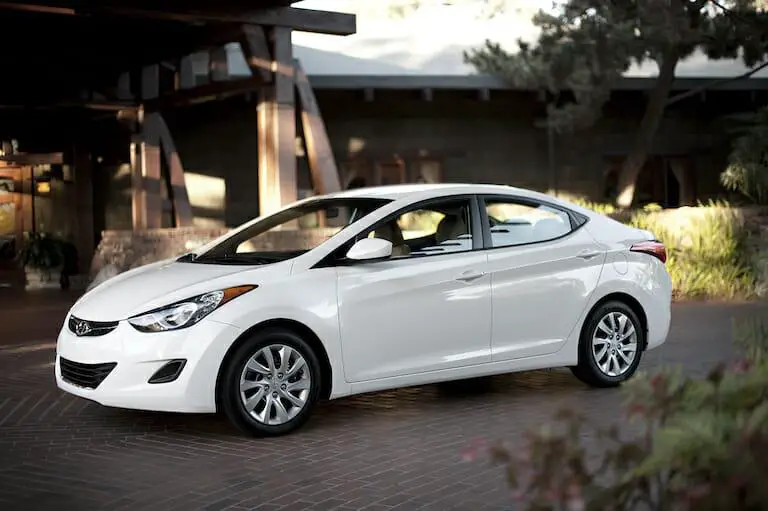 Hyundai Elantra 2013 - Foto de Hyundai