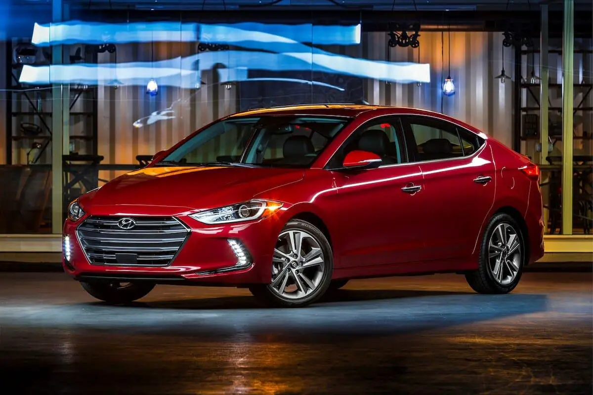 Hyundai Elantra 2017 - Foto de Hyundai