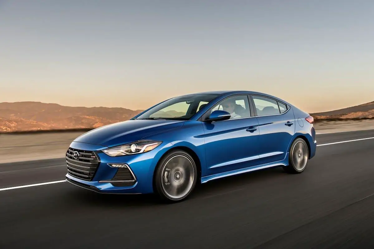 Hyundai Elantra Sport 2017 - Foto de Hyundai