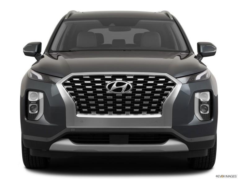 Hyundai Palisade azul desde el frente
