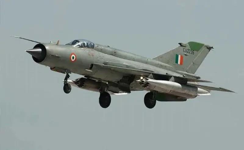 1. Shenyang J-8 – MiG-21 / Su-15