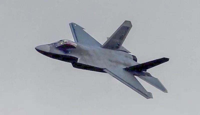 7. Shenyang J-31 / F-35 Relámpago II