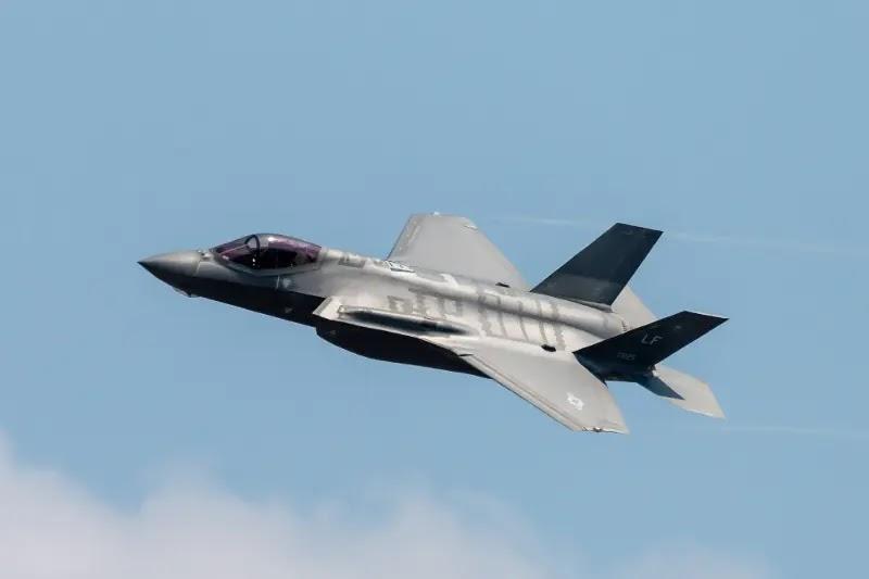 7. Shenyang J-31 / F-35 Relámpago II