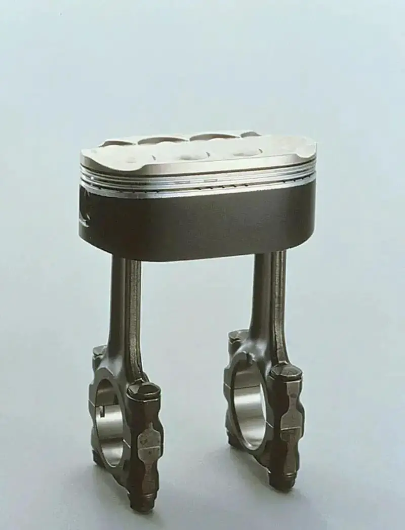 4- Motor Honda NR750