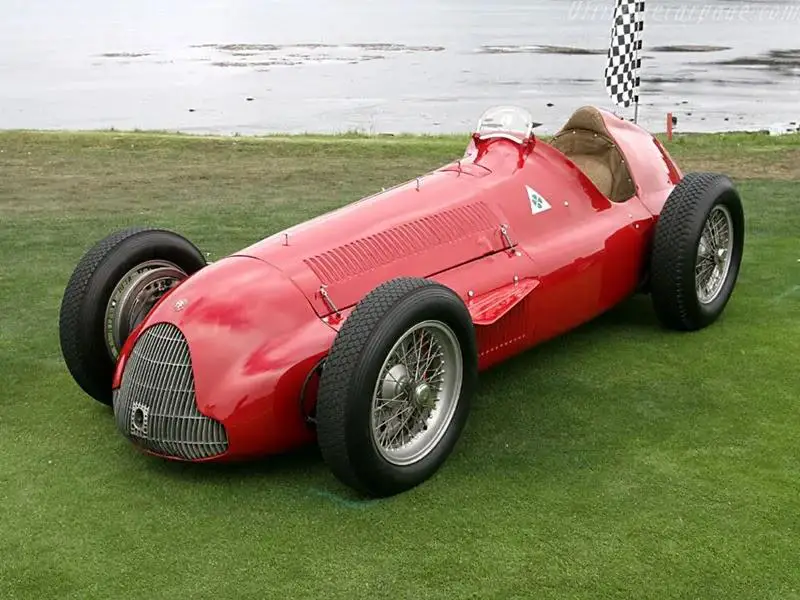 ¿Por qué no hay motores de coche de 7 cilindros?