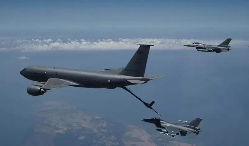Procedimientos de reabastecimiento de combustible en avión