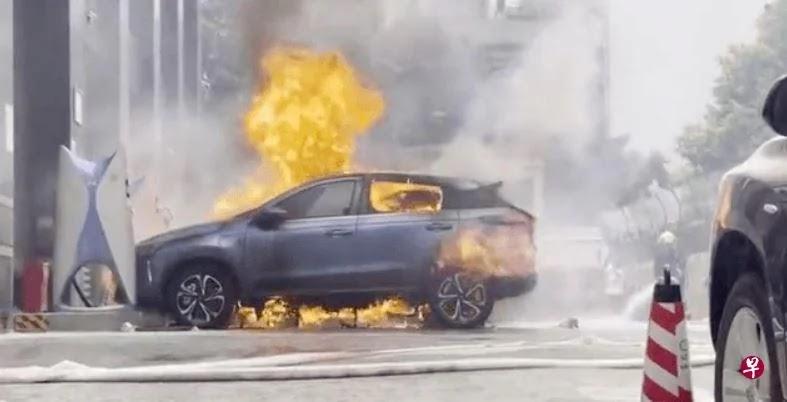¡Los vehículos eléctricos chinos están en llamas!