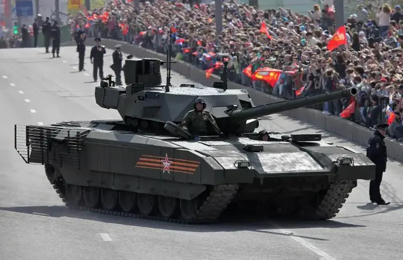 2- T-14 Armata – Rusia
