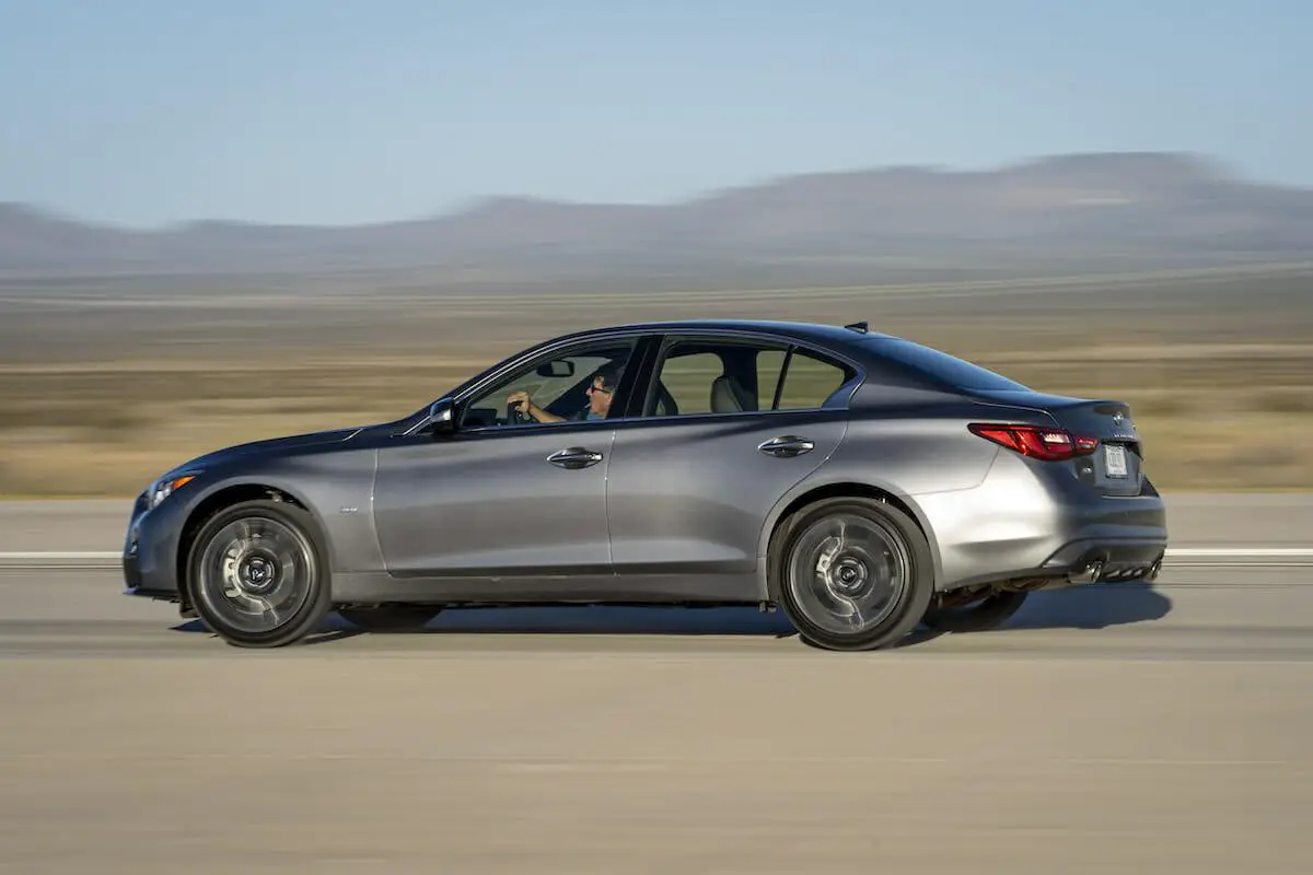 Infiniti Q2020 50 - Foto de Infiniti