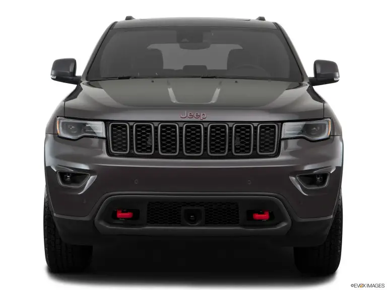 Jeep Grand Cherokee 2020 desde la parte delantera