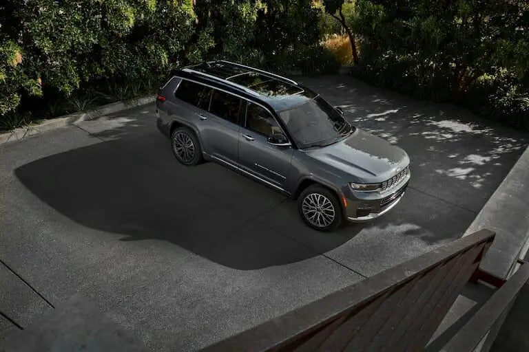 Jeep Grand Cherokee L Summit Reserve 2022