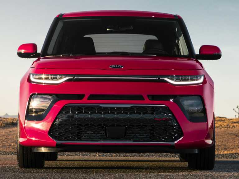 Kia Soul 2020 rojo / vista frontal - Rocar