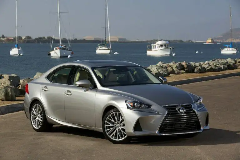 Lexus IS 2019 300 - Foto de Lexus