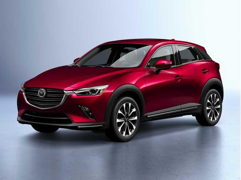 Mazda CX 2020 rojo desde el lado del conductor delantero