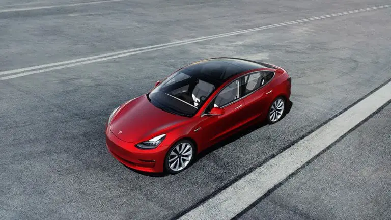 Tesla Model 3 - Foto de Tesla