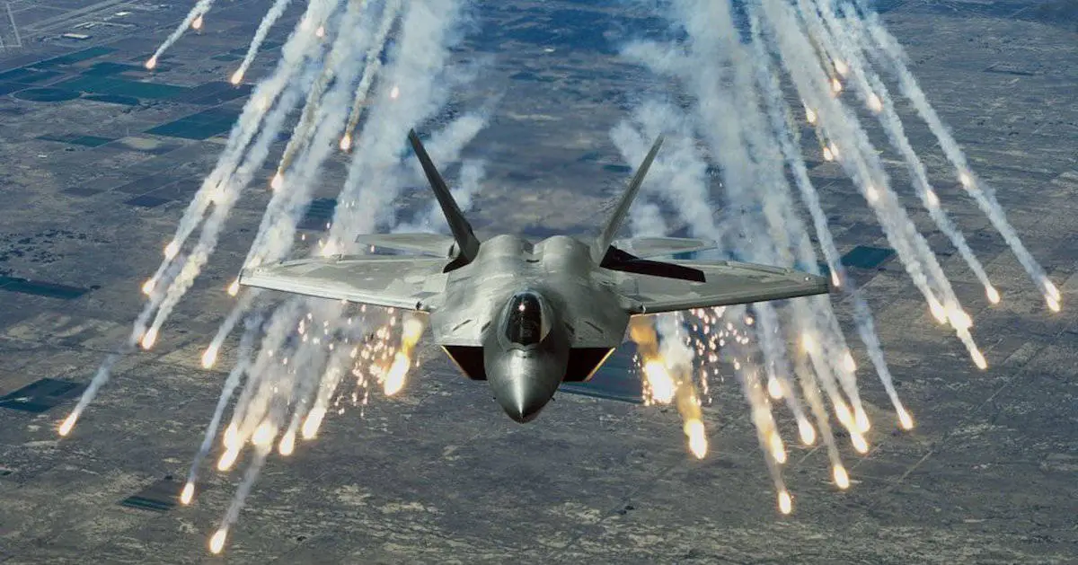 Armas F-22