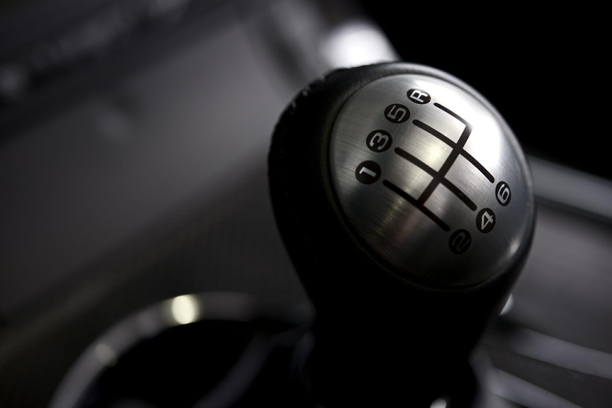 Palanca de cambios de transmisión manual del automóvil