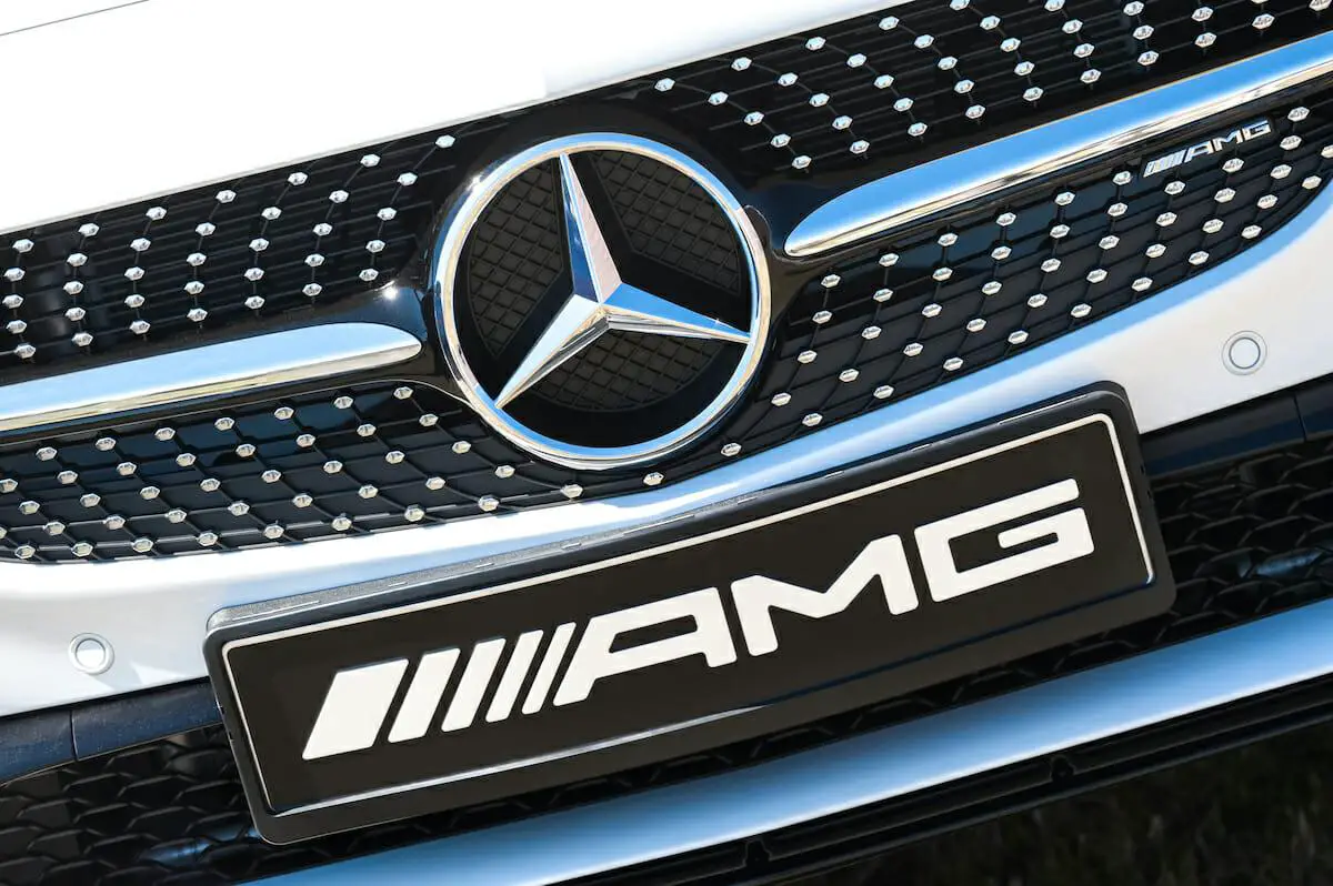 Placa de identificación de Mercedes AMG