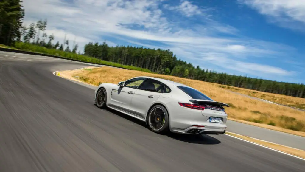 Porsche Panamera Turbo S E-Hybrid 2017