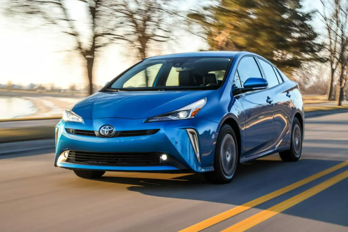 Prius XLE AWD 2020 - Foto de Toyota