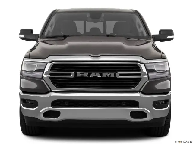Ram 2019 Big Horn 1500 desde la parte delantera