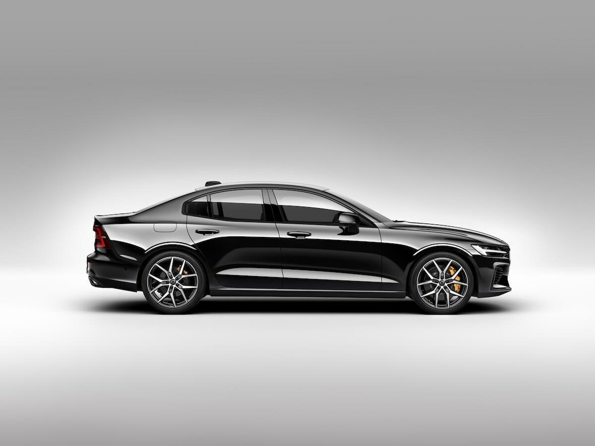 S60 Polestar Engineered, en piedra negra