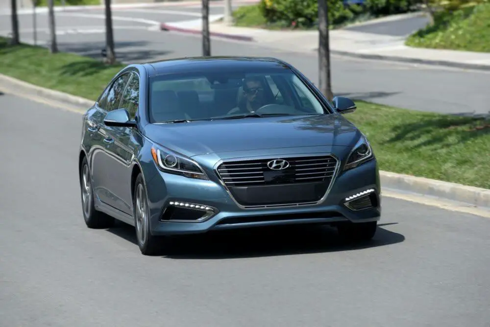 Sonata Plug-In Hybrid 2017 - Foto de Hyundai