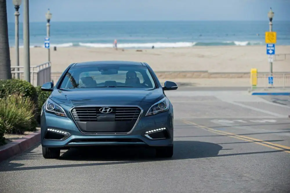 Sonata Plug-In Hybrid 2017 - Foto de Hyundai