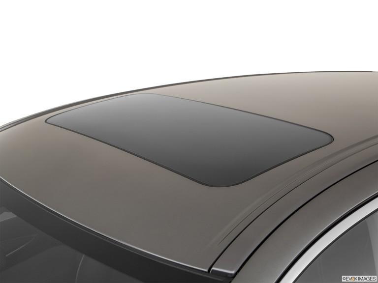 Techo corredizo Infiniti QX2020 60