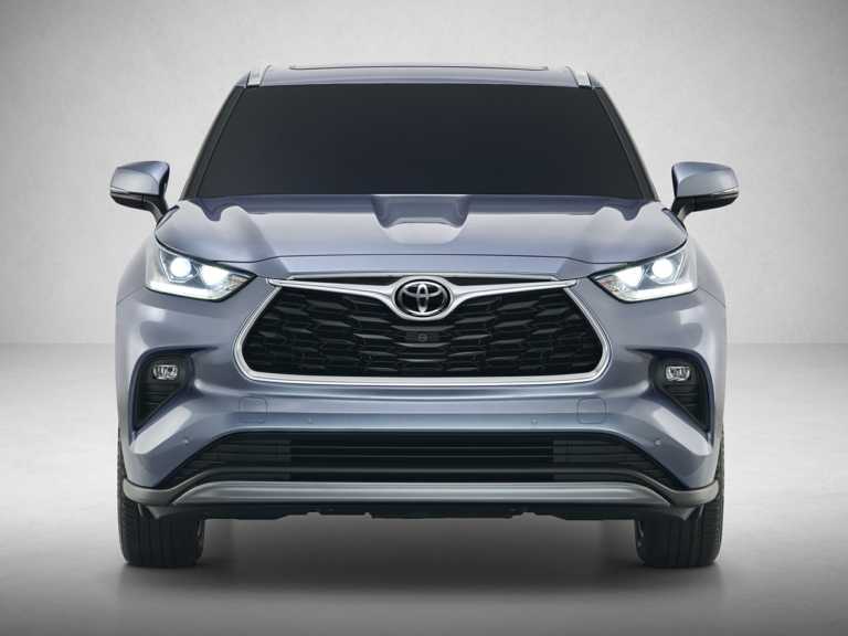 Toyota Highlander 2020 desde la parte delantera
